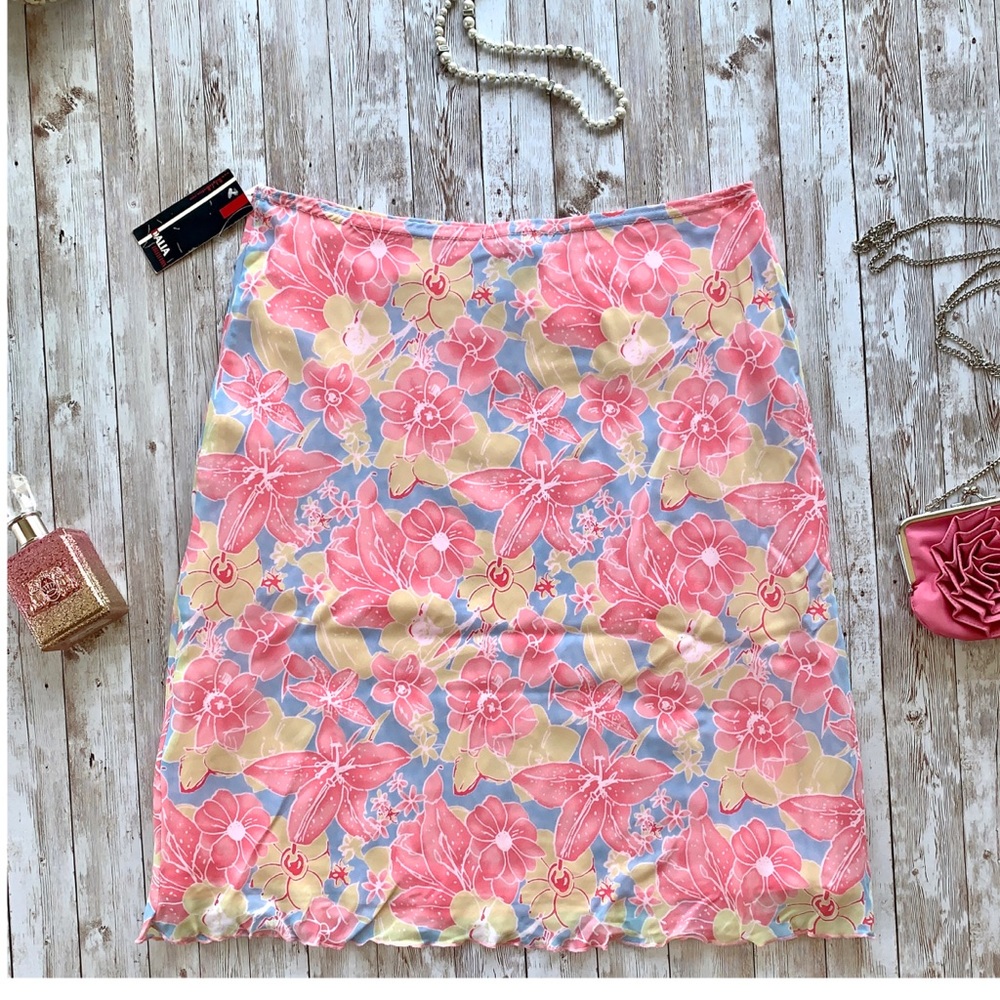 Dalia pink floral skirt NWT